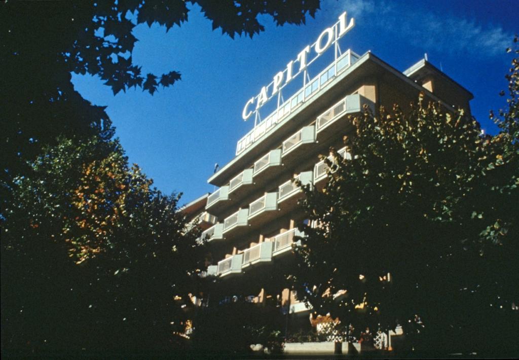 G. Hotel Capitol Chianciano Terme Exterior photo